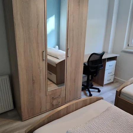 Monteurwohnungen *