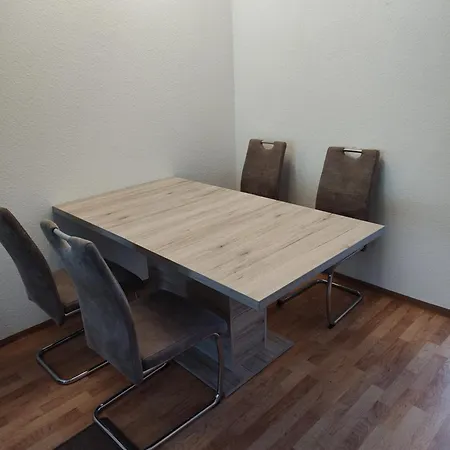 Monteurwohnungen Apartment *